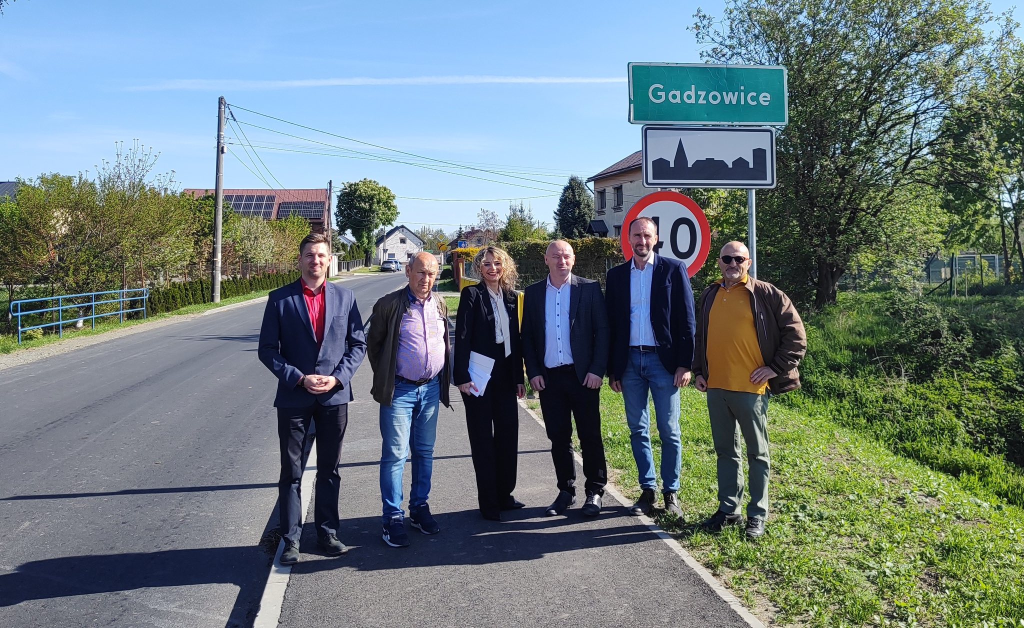 remont jezdni na odcinku Gołuszowice-Zawiszyce.