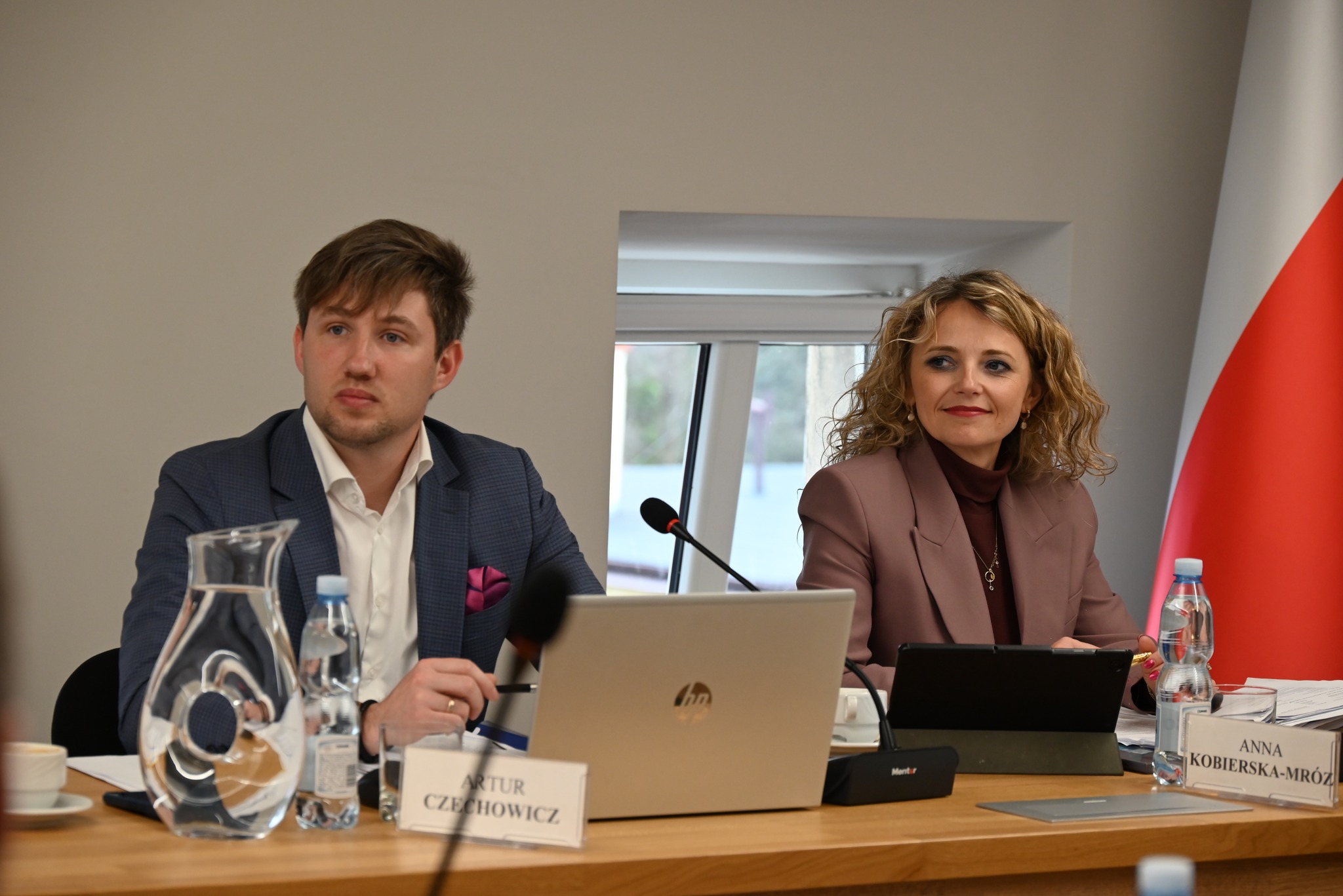 wicestarosta Artur Czechowicz, Starosta Anna Kobierska-Mróz, Foto. FB – Starostwo Powiatowe w Głubczycach